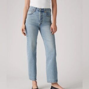 Levi’s Ribcage Straight Ankle Jean